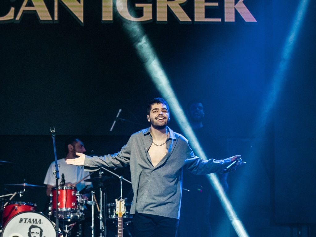 Emir Can İğrek kimdir?