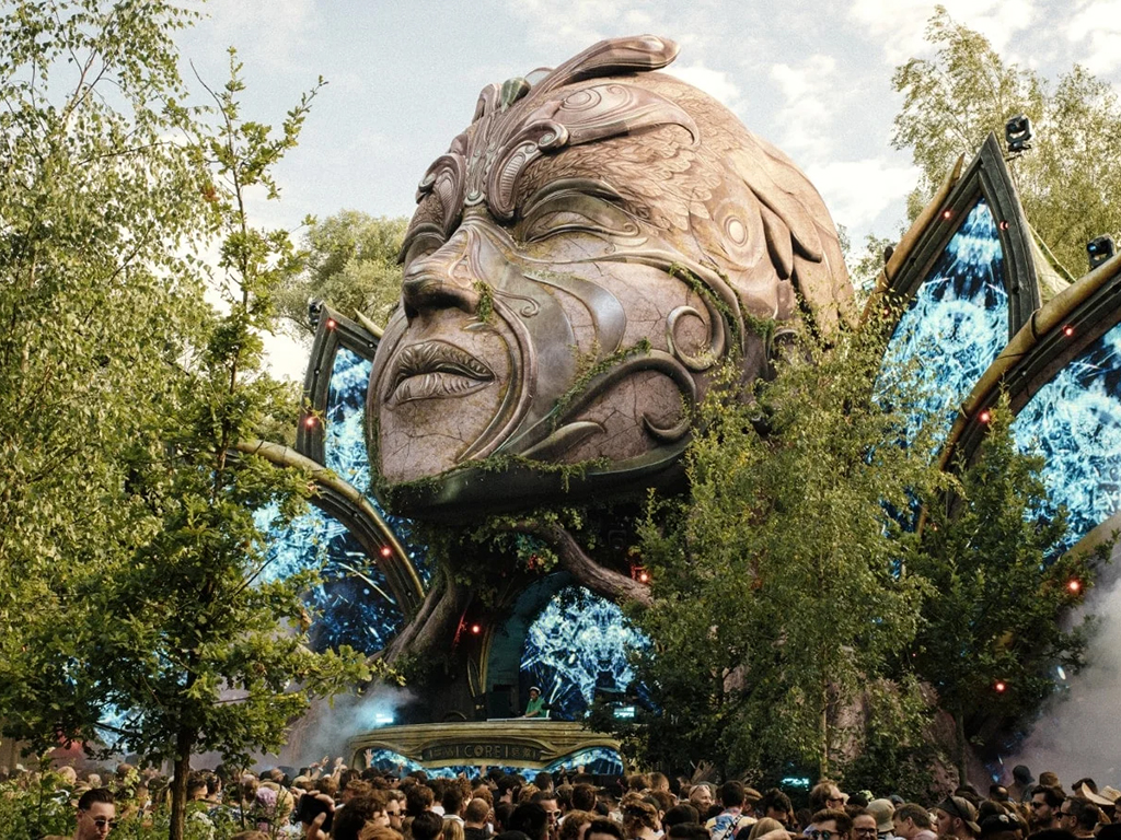 Tomorrowland ne zaman başladı