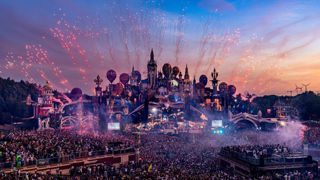 Tomorrowland Festivali