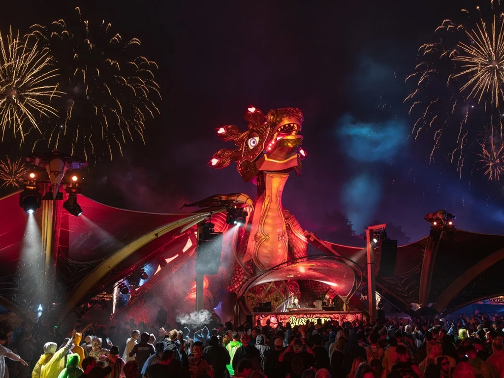 Tomorrowland Nedir