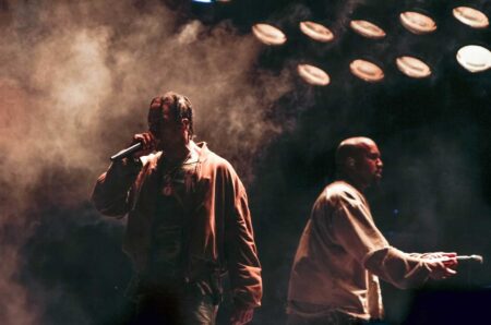 Kanye West ve Travis Scott’tan Sonra 2026’da Türkiye’ye Gelecek Yabancı Şarkıcılar ve Konser Takvimi Türkiye'ye Gelecek Yabancı Şarkıcılar / Fotoğraf: Bilboard